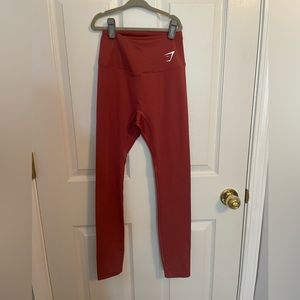 Gently worn gym shark pants . Great stretch